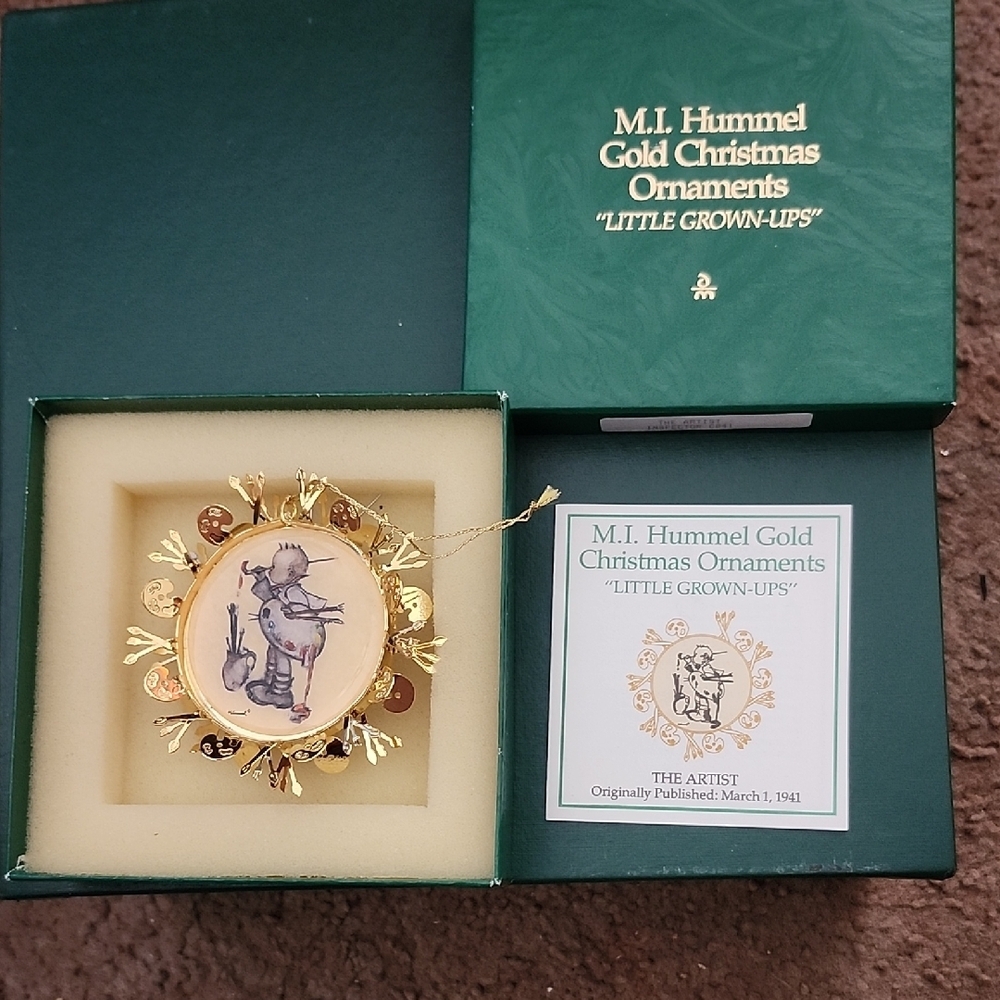 M.I. Hummel Little Grown-Ups Christmas Ornament “The Artist” w/Box & Insert